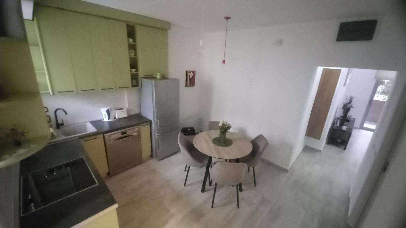 Apartman Nadja Leilighet Kotor Eksteriør bilde