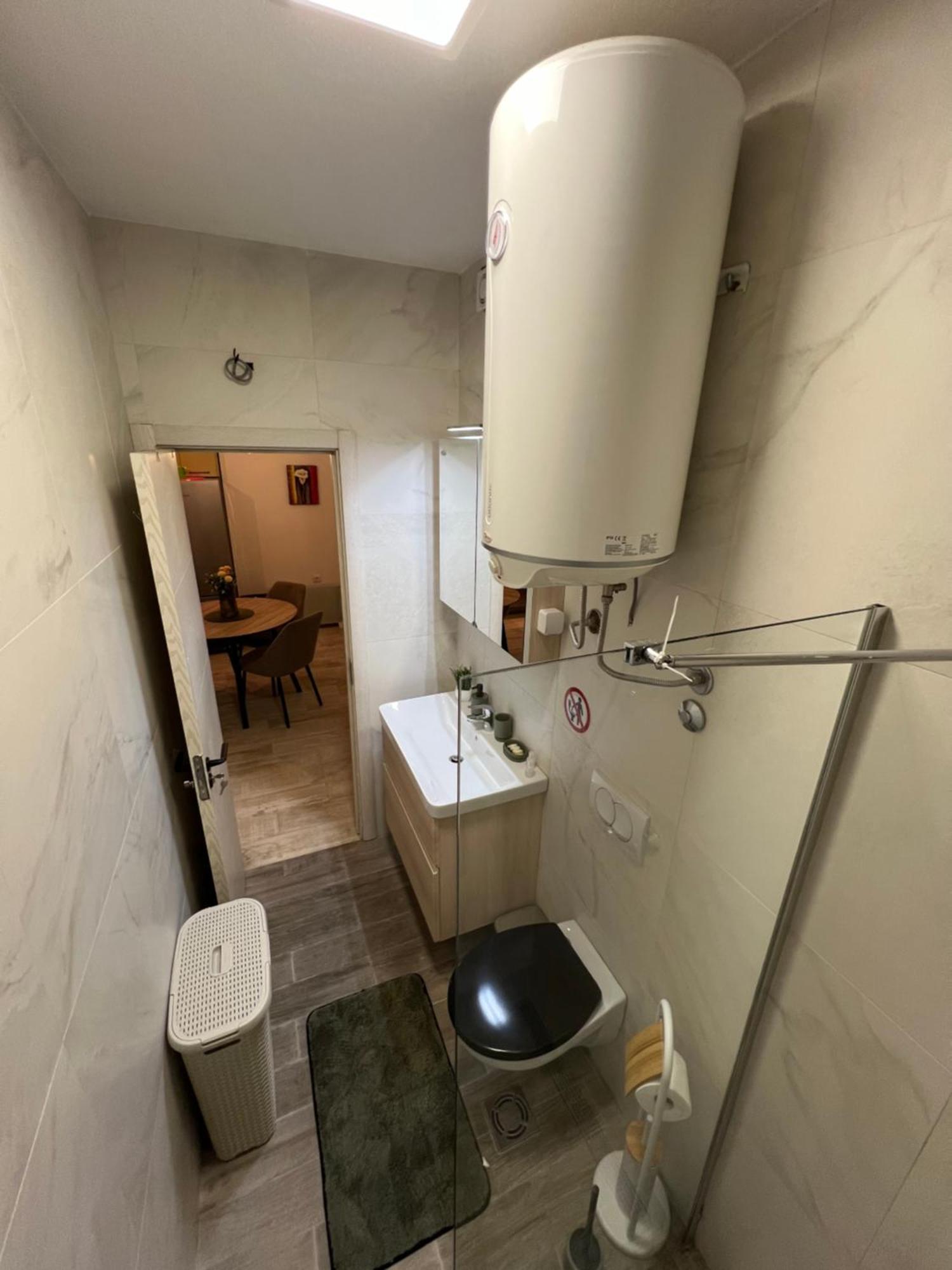 Apartman Nadja Leilighet Kotor Eksteriør bilde